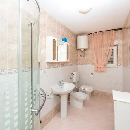 House Lido * Orebic