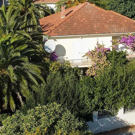 House Lido بيت للعطل